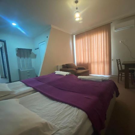 Gh Sanapiro Hotel Телави Екстериор снимка