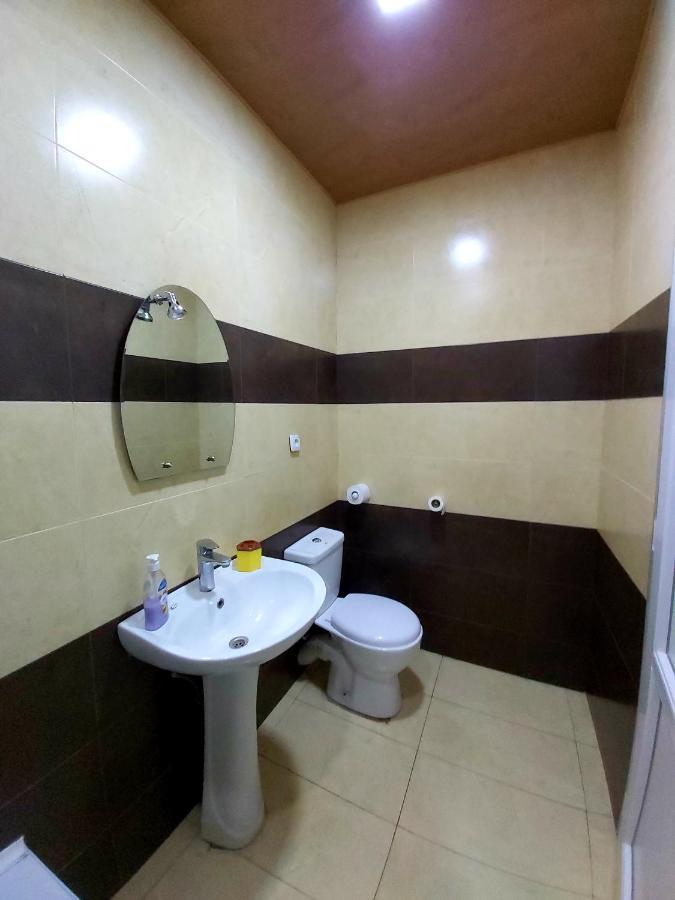 Gh Sanapiro Hotel Телави Екстериор снимка